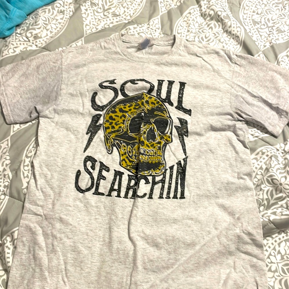 T-Shirt, Size Medium